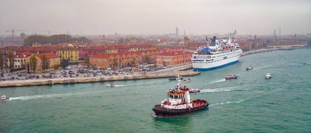 Kreuzfahrtschiff Delphin von Hansa Kreuzfahrten in Venedig (Italien)